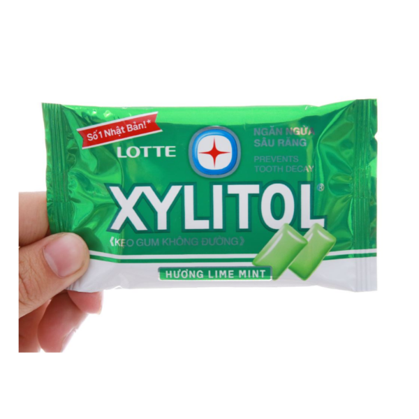 Lotte Xylitol Lime Mint Gum 11.6gx 15 Blisters x 20 Boxes (1)